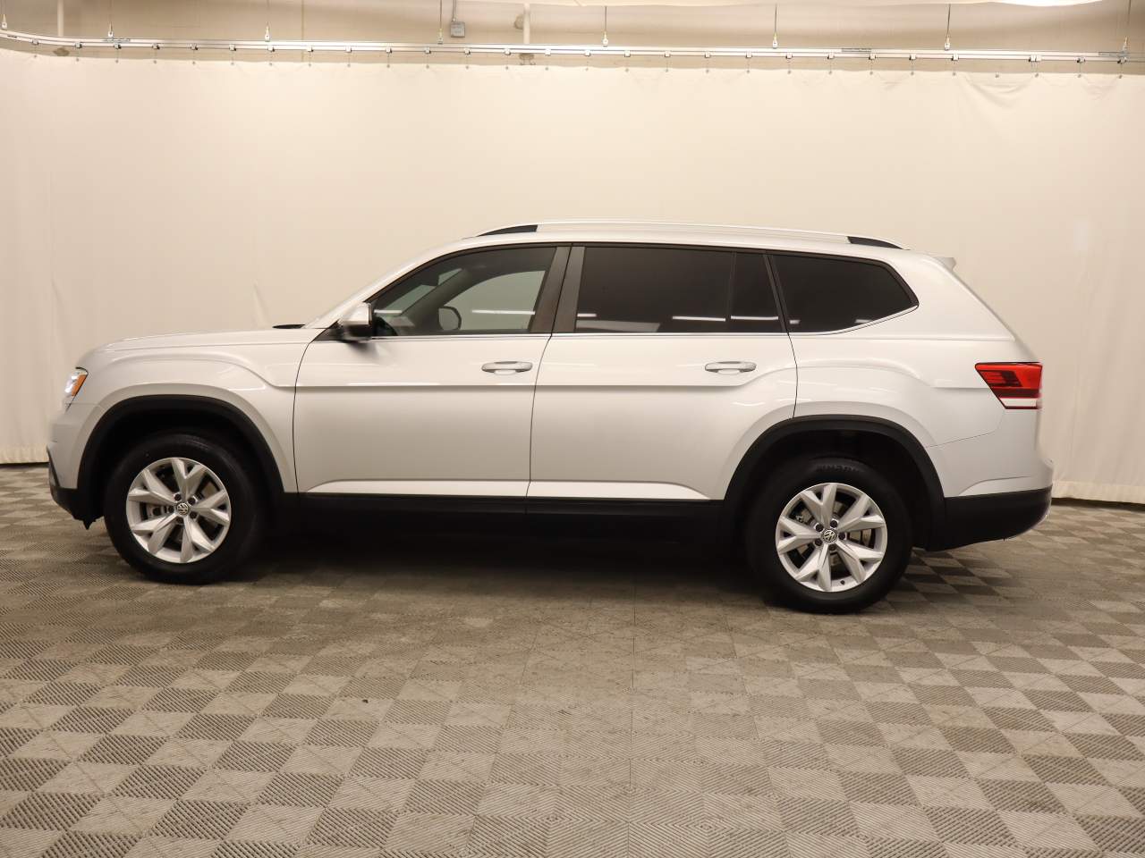 2019 Volkswagen Atlas V6 SE