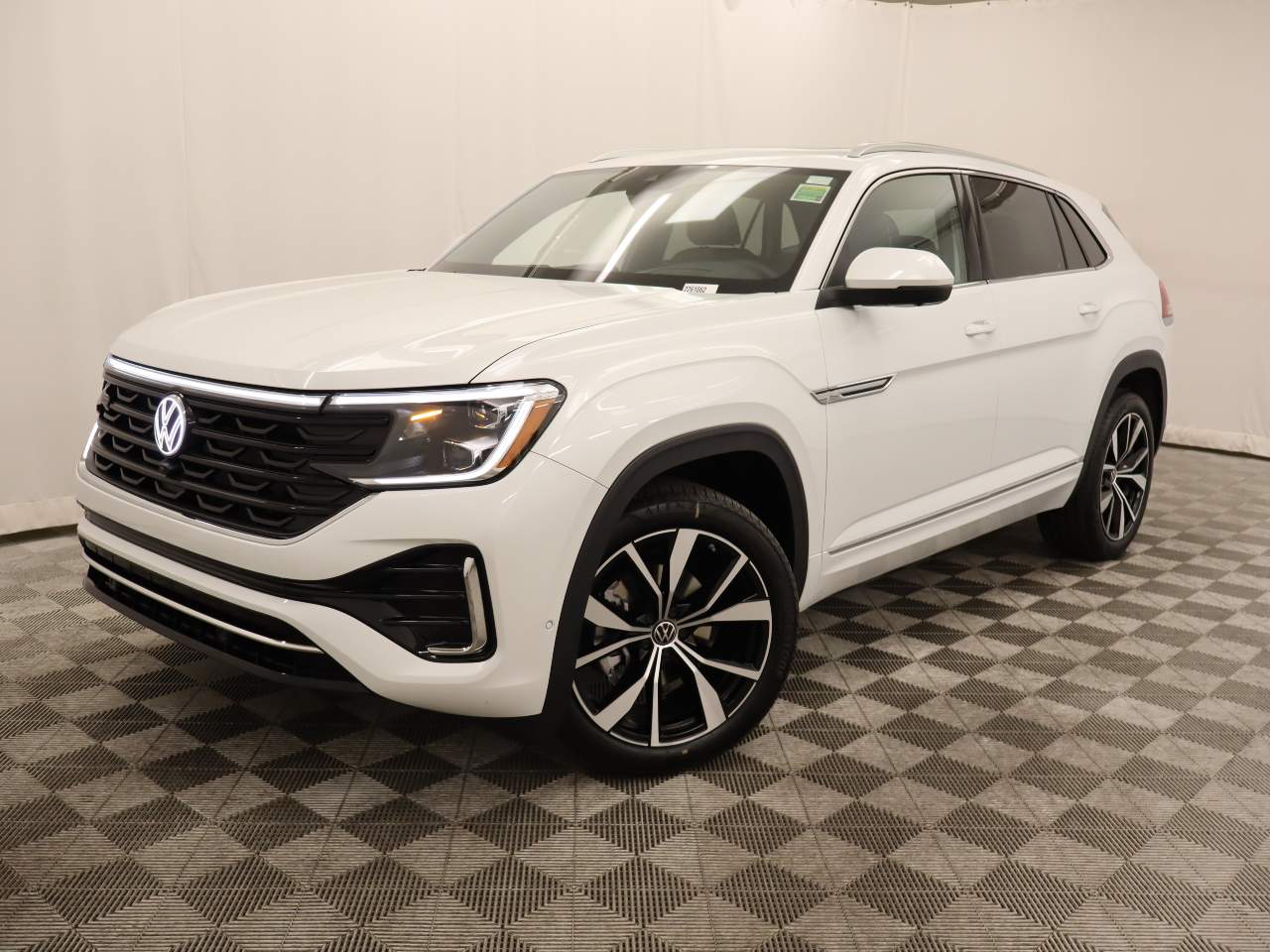2026 Volkswagen Atlas Cross Sport SEL Premium R-Line 4Motion