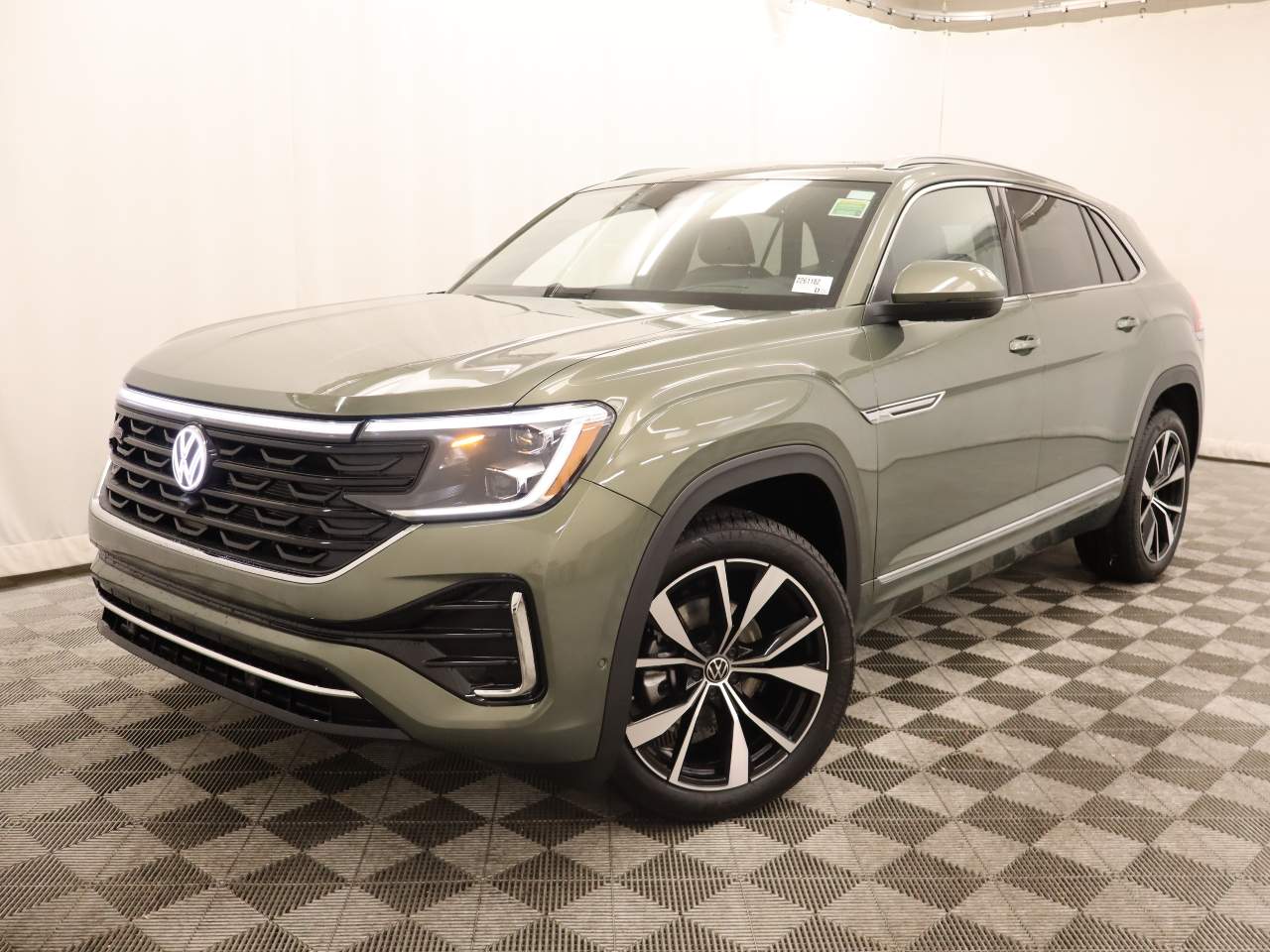 2026 Volkswagen Atlas Cross Sport SEL Premium R-Line 4Motion
