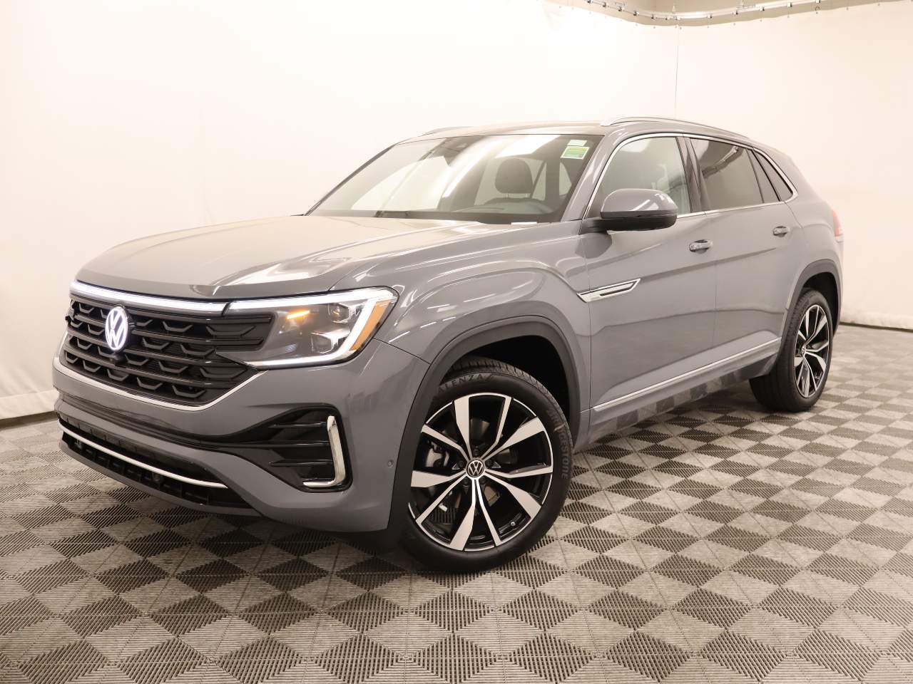 2026 Volkswagen Atlas Cross Sport SEL Premium R-Line 4Motion