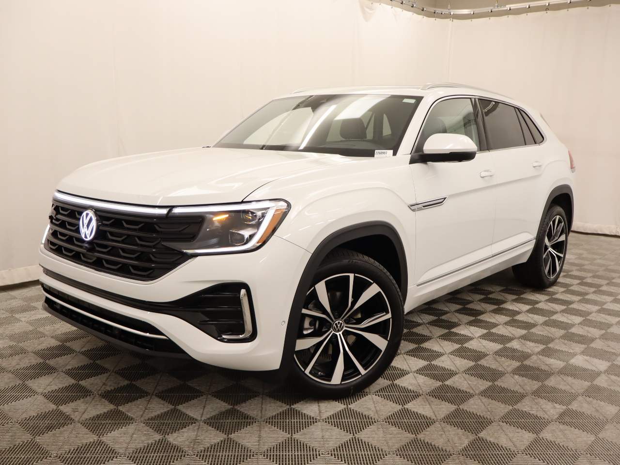 2026 Volkswagen Atlas Cross Sport SEL Premium R-Line 4Motion