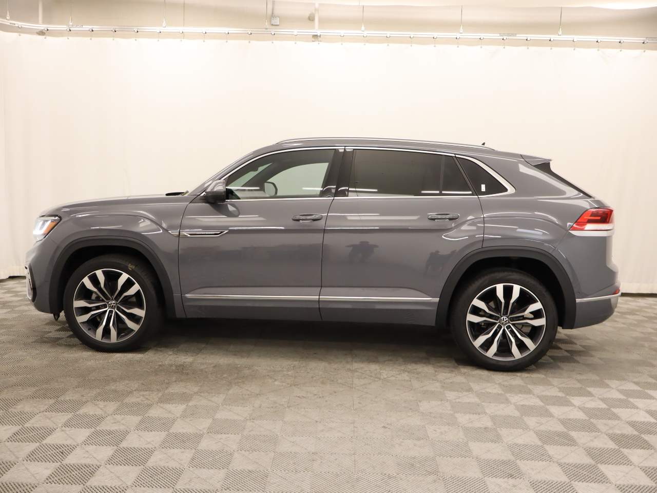 2021 Volkswagen Atlas Cross Sport V6 SEL Premium R-Line 4Motion