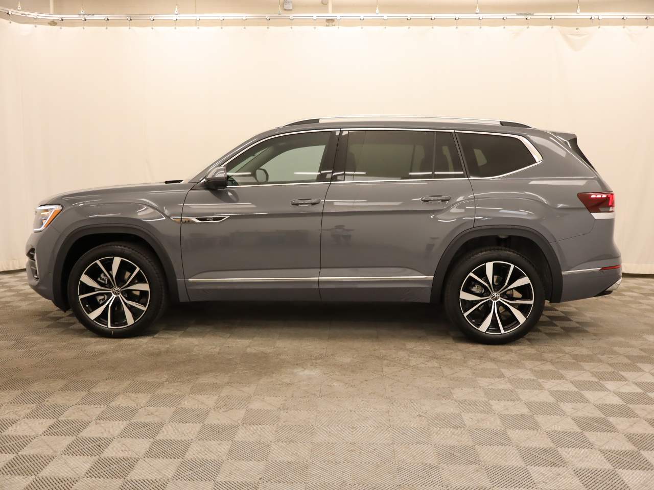 2026 Volkswagen Atlas SEL Premium R-Line 4Motion