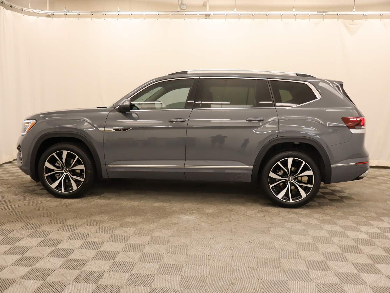 2026 Volkswagen Atlas SEL Premium R-Line 4Motion