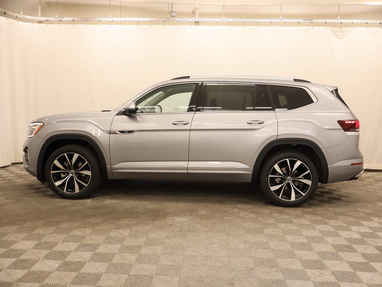 2026 Volkswagen Atlas SEL Premium R-Line 4Motion