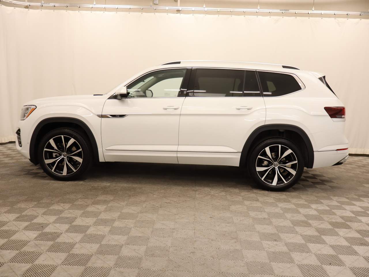 2025 Volkswagen Atlas SEL Premium R-Line 4Motion