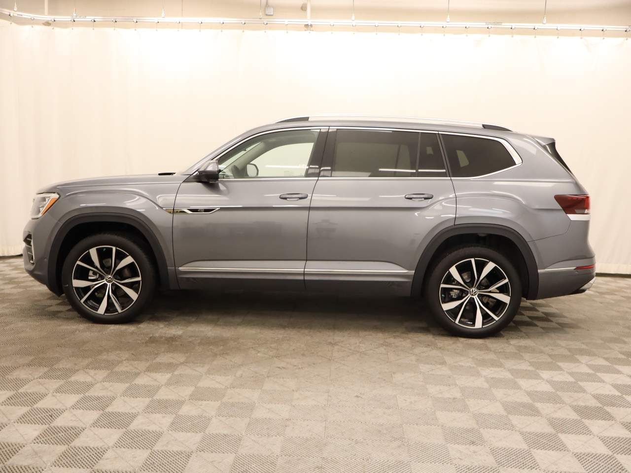 2025 Volkswagen Atlas SEL Premium R-Line 4Motion