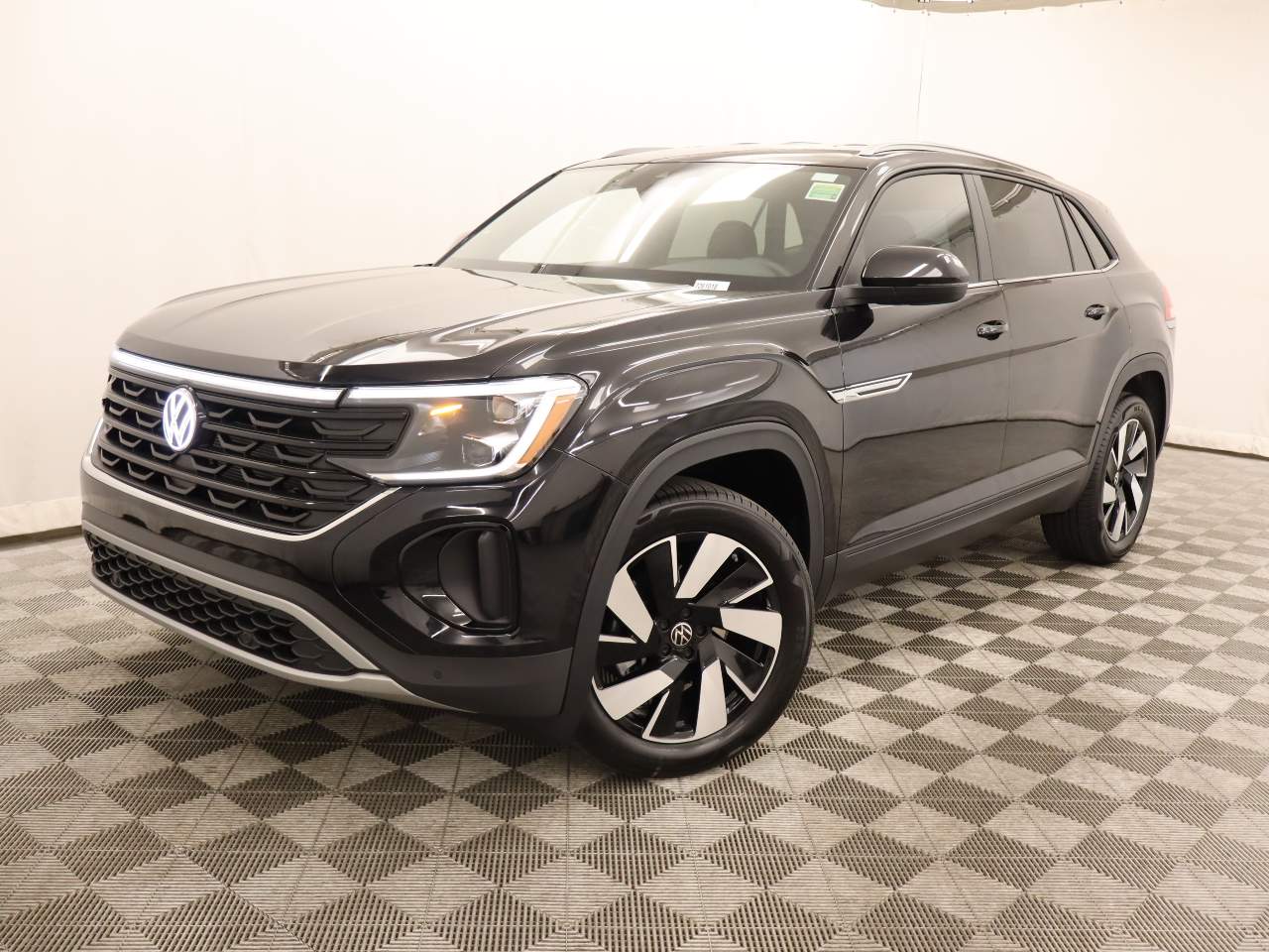 2026 Volkswagen Atlas Cross Sport SE 4Motion Technology