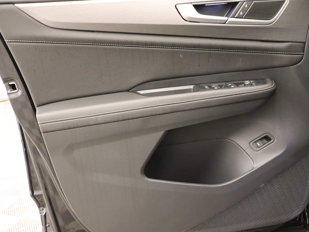 2026 Volkswagen Atlas Cross Sport SE 4Motion Technology