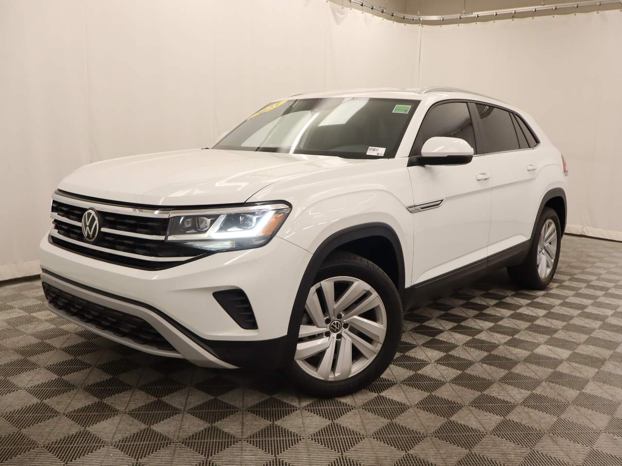 2023 Volkswagen Atlas Cross Sport SE 4Motion