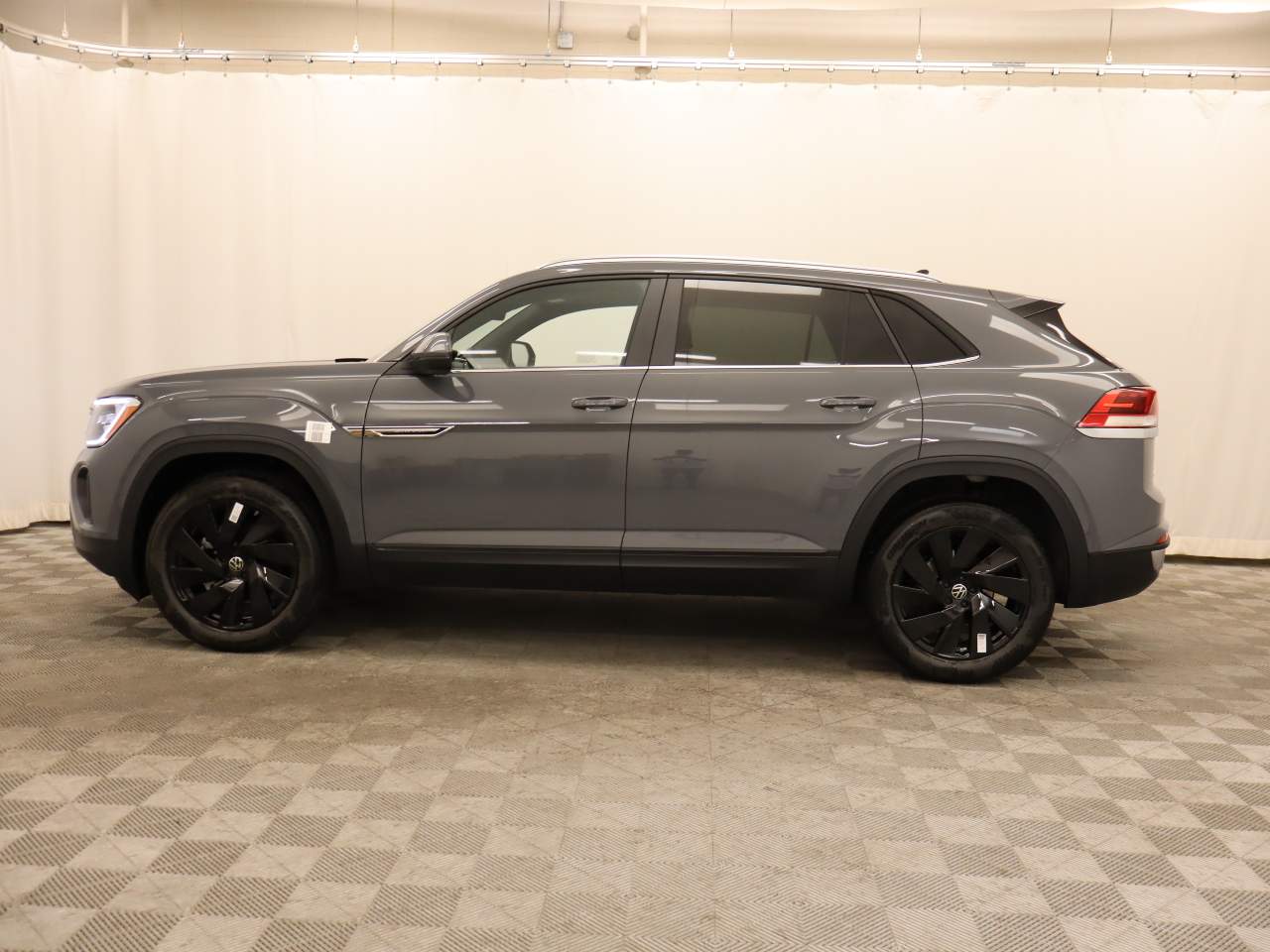 2026 Volkswagen Atlas Cross Sport SE Technology