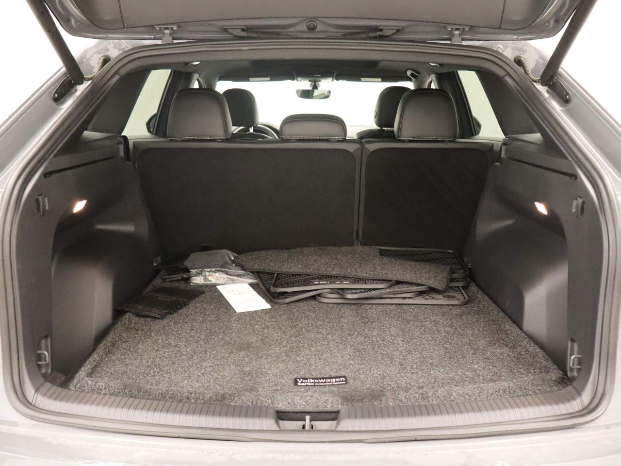 2021 Volkswagen Atlas Cross Sport SE