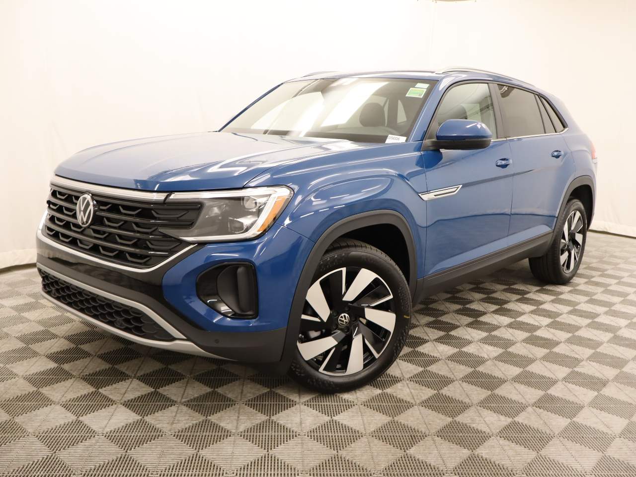 2025 Volkswagen Atlas Cross Sport SE Technology