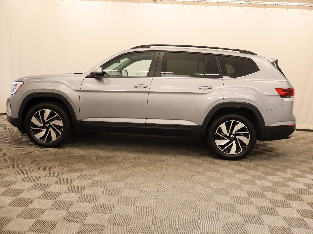 2026 Volkswagen Atlas SE Technology