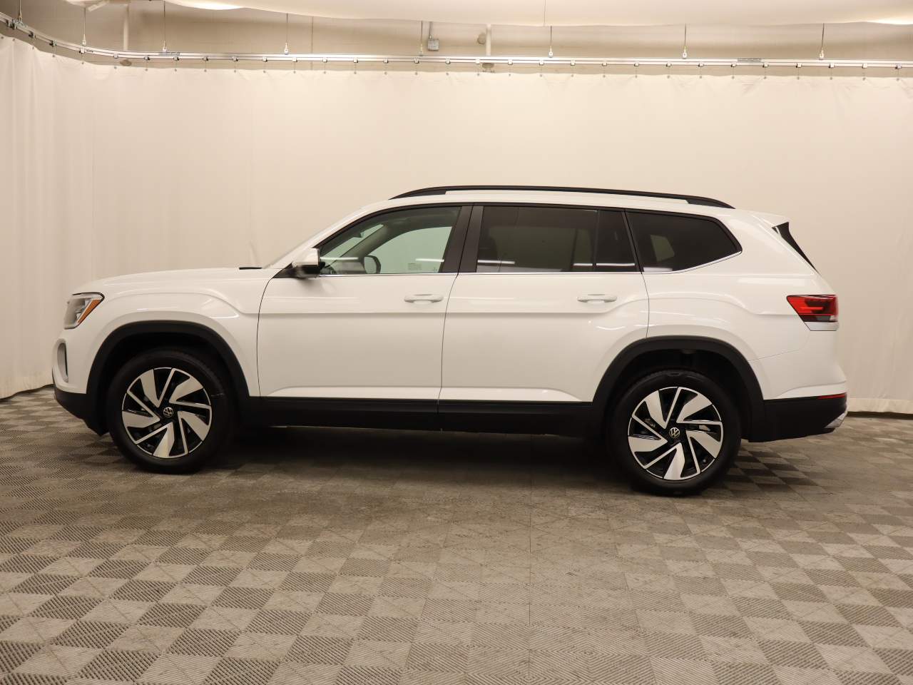 2026 Volkswagen Atlas SE Technology