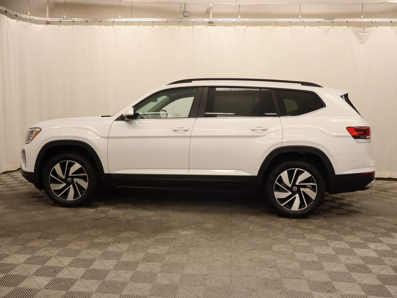 2026 Volkswagen Atlas SE Technology