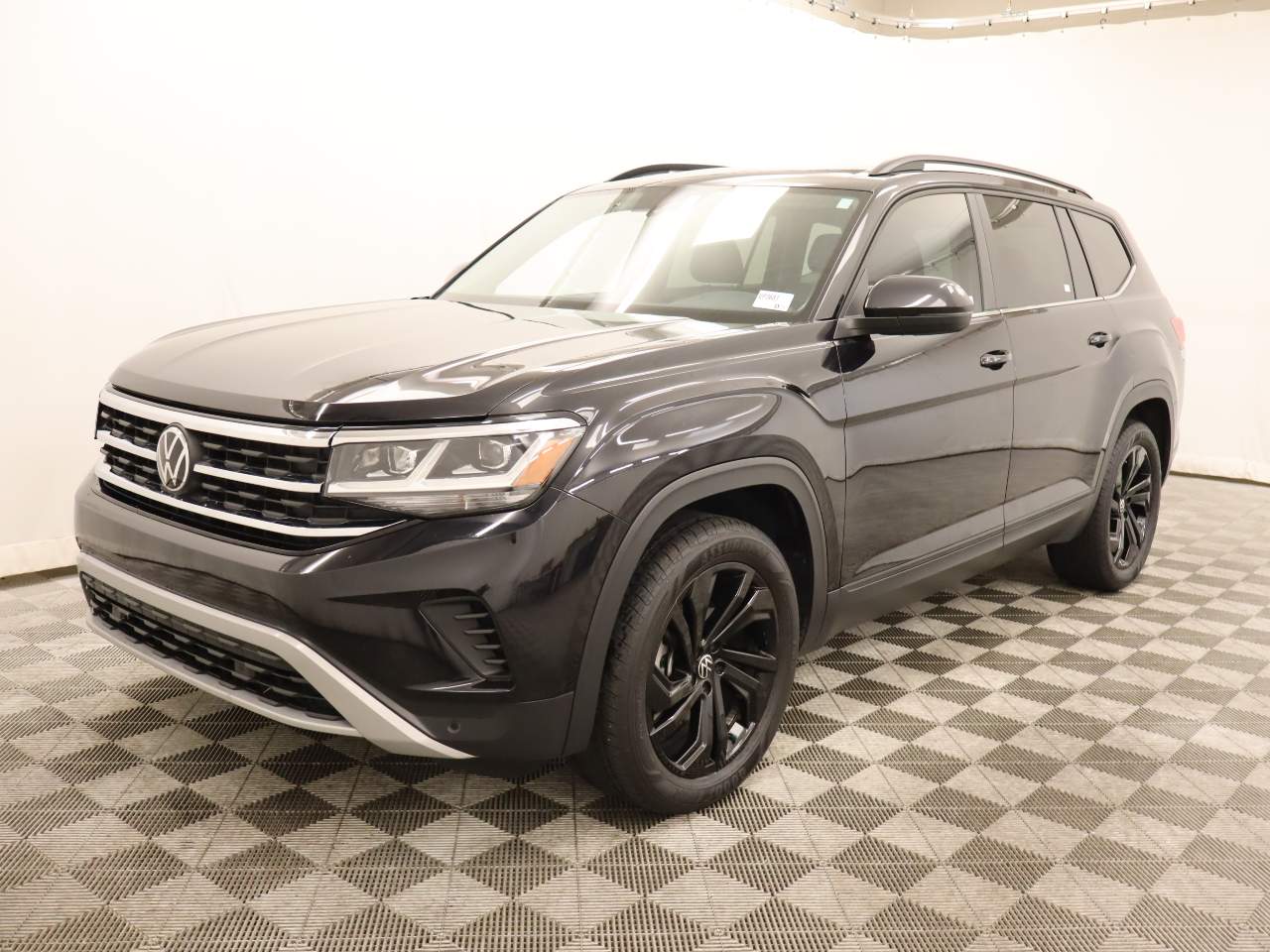 2023 Volkswagen Atlas V6 SE