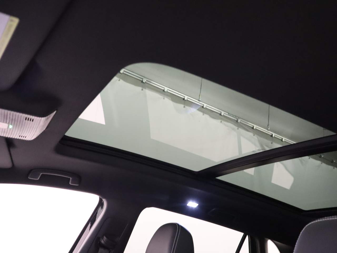 2026 Volkswagen Atlas Cross Sport SE 4Motion Technology
