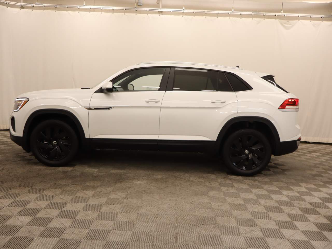 2026 Volkswagen Atlas Cross Sport SE 4Motion Technology