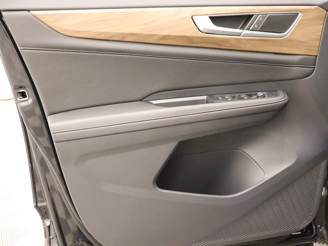 2025 Volkswagen Atlas SE 4Motion