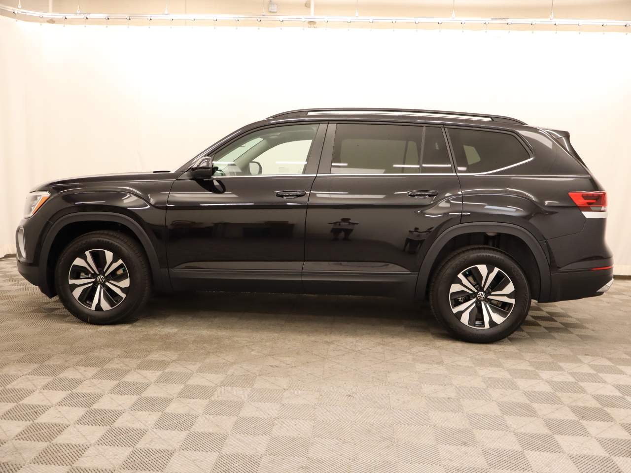 2025 Volkswagen Atlas SE 4Motion