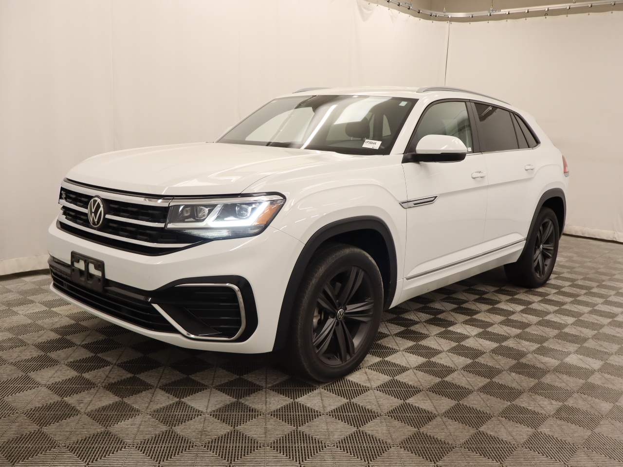 2021 Volkswagen Atlas Cross Sport V6 SE R-Line