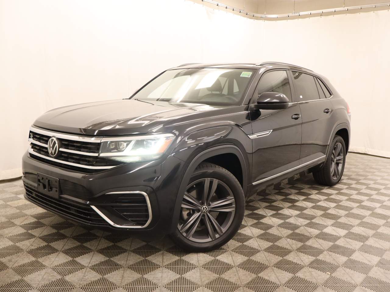 2021 Volkswagen Atlas Cross Sport V6 SE R-Line