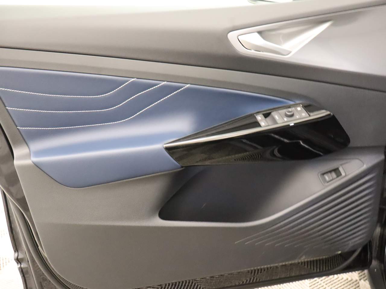 2025 Volkswagen ID.4 Pro S 4dr Crossover