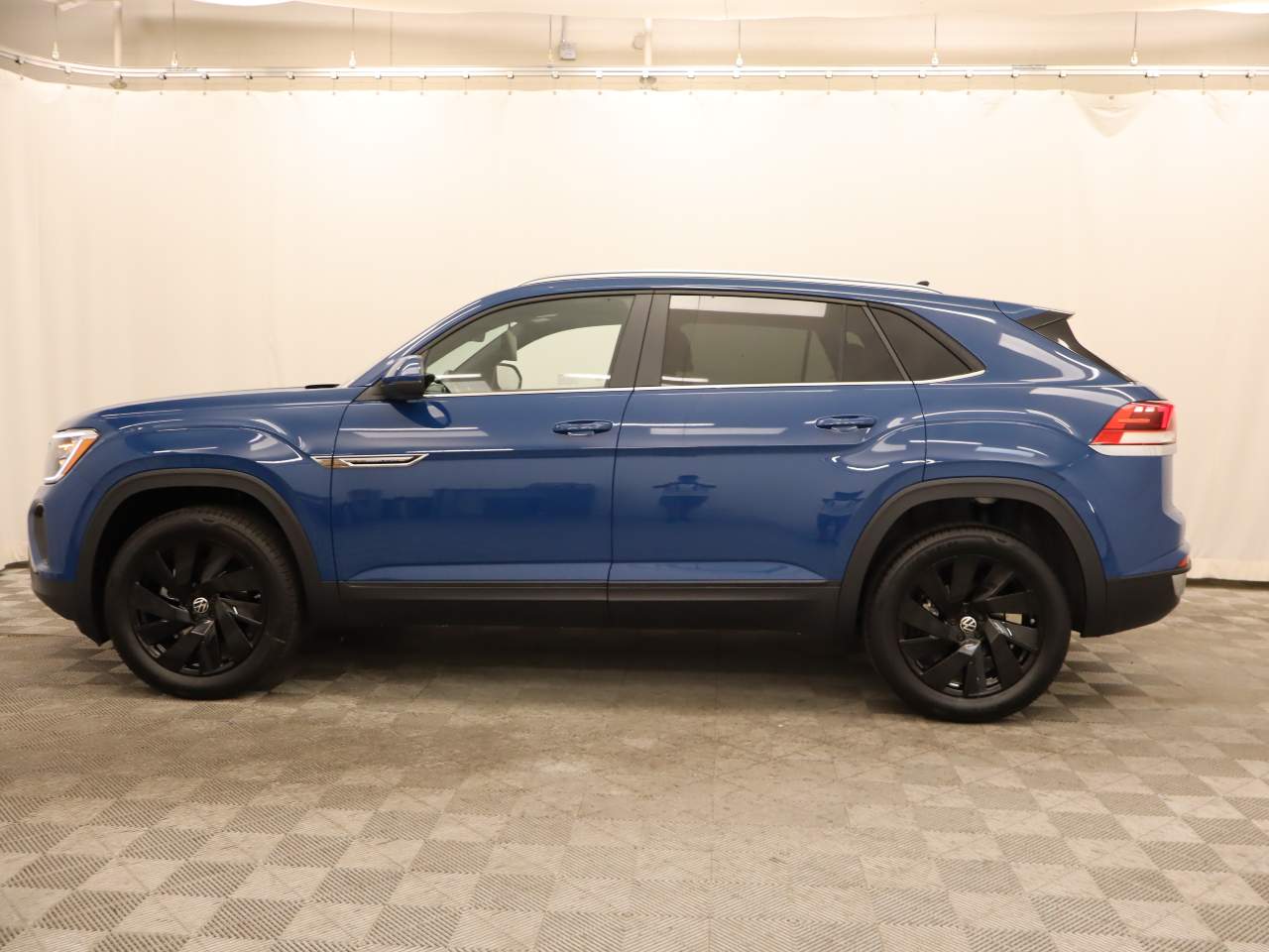 2026 Volkswagen Atlas Cross Sport SE Technology