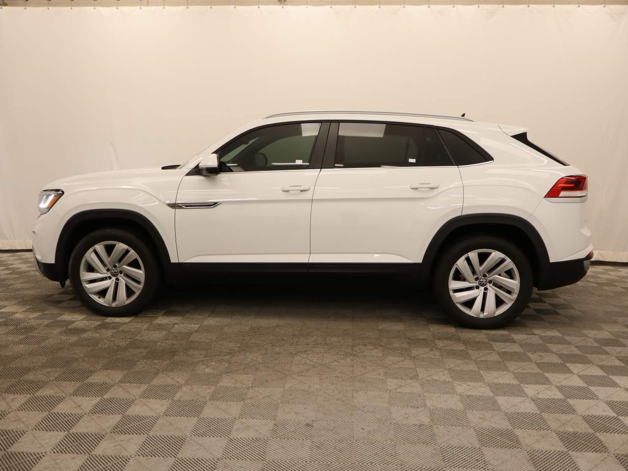 2021 Volkswagen Atlas Cross Sport SE