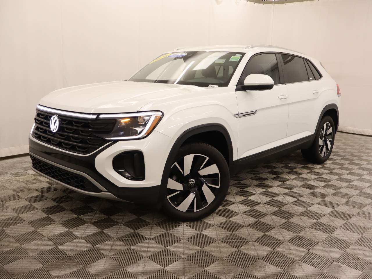 2026 Volkswagen Atlas Cross Sport SE
