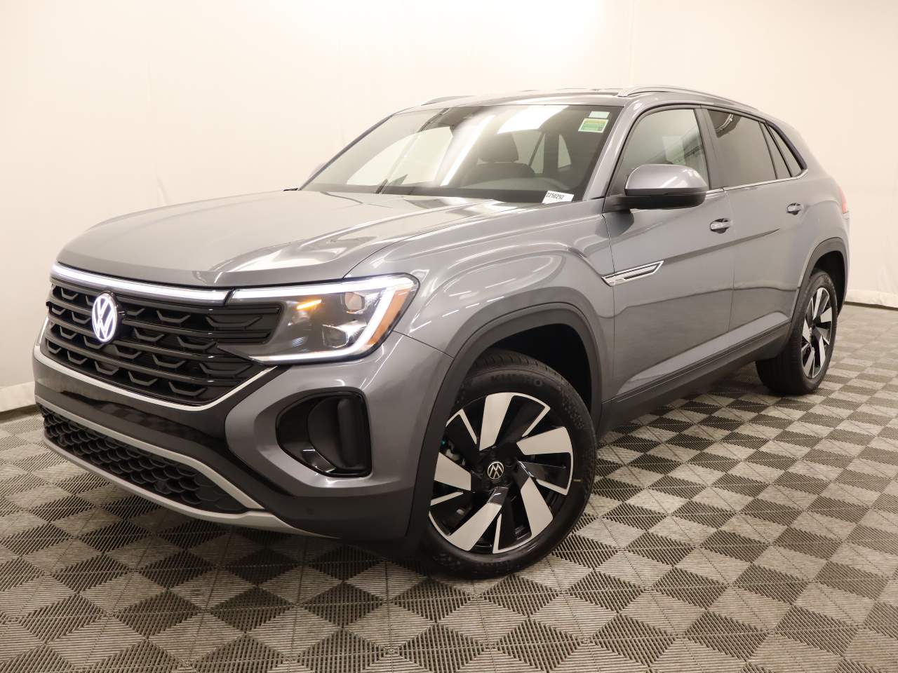 2025 Volkswagen Atlas Cross Sport SE Technology