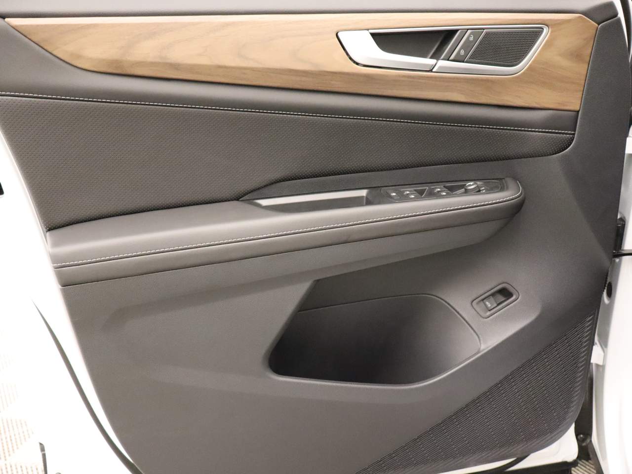 2026 Volkswagen Atlas SE Technology