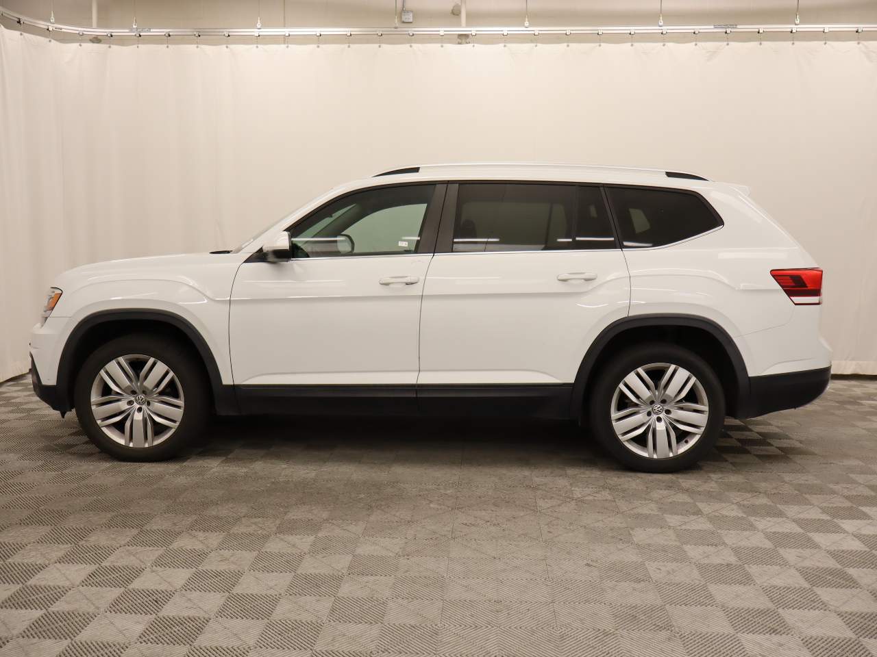 2019 Volkswagen Atlas V6 SE