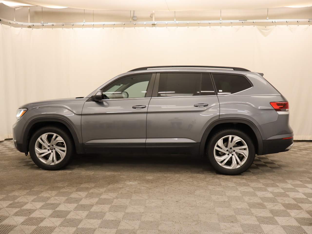 2022 Volkswagen Atlas V6 SE