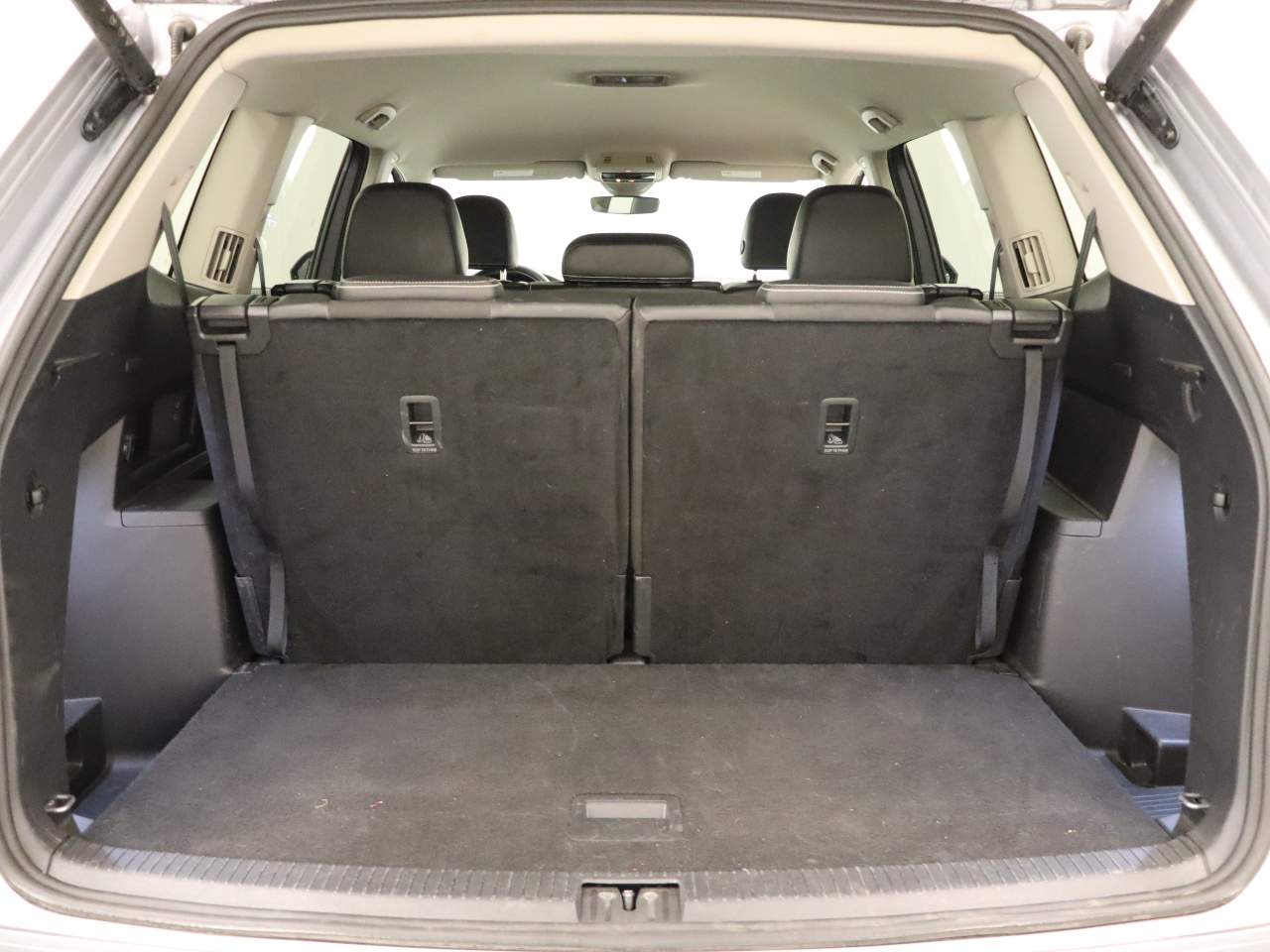 2024 Volkswagen Atlas SE