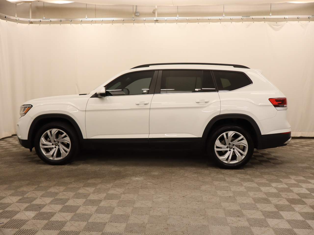 2023 Volkswagen Atlas V6 SE