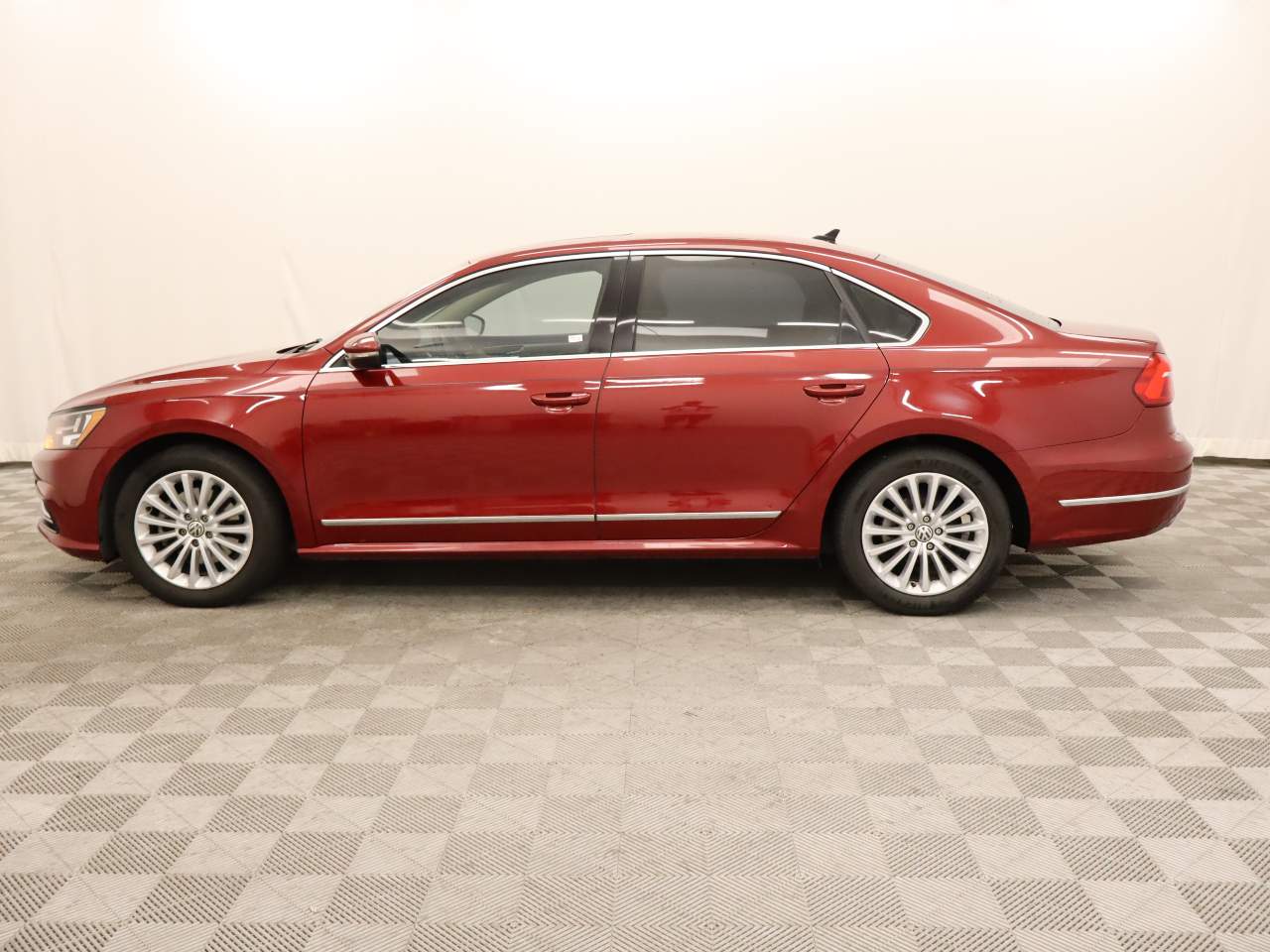 2016 Volkswagen Passat 1.8T SE