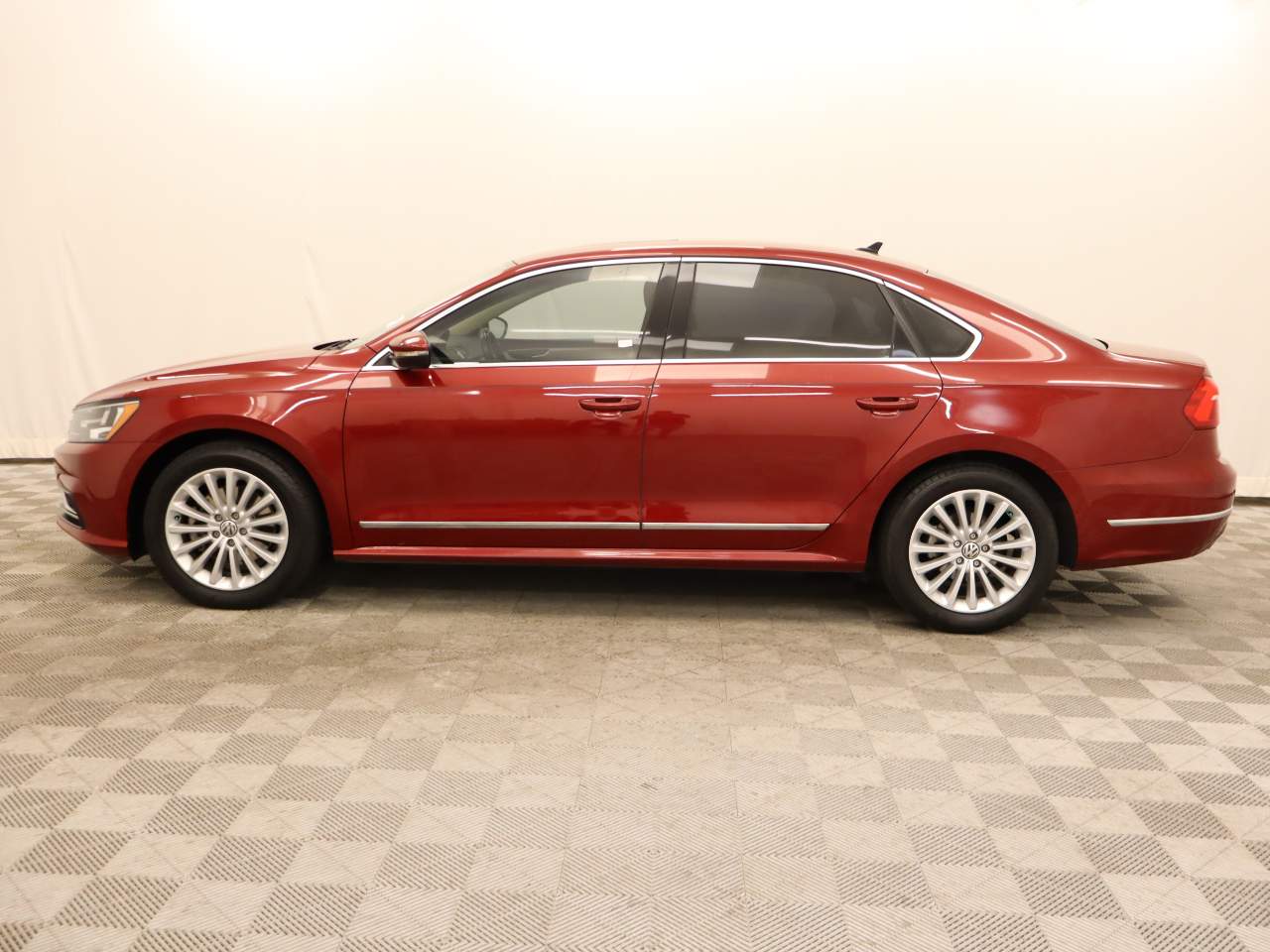 2016 Volkswagen Passat 1.8T SE