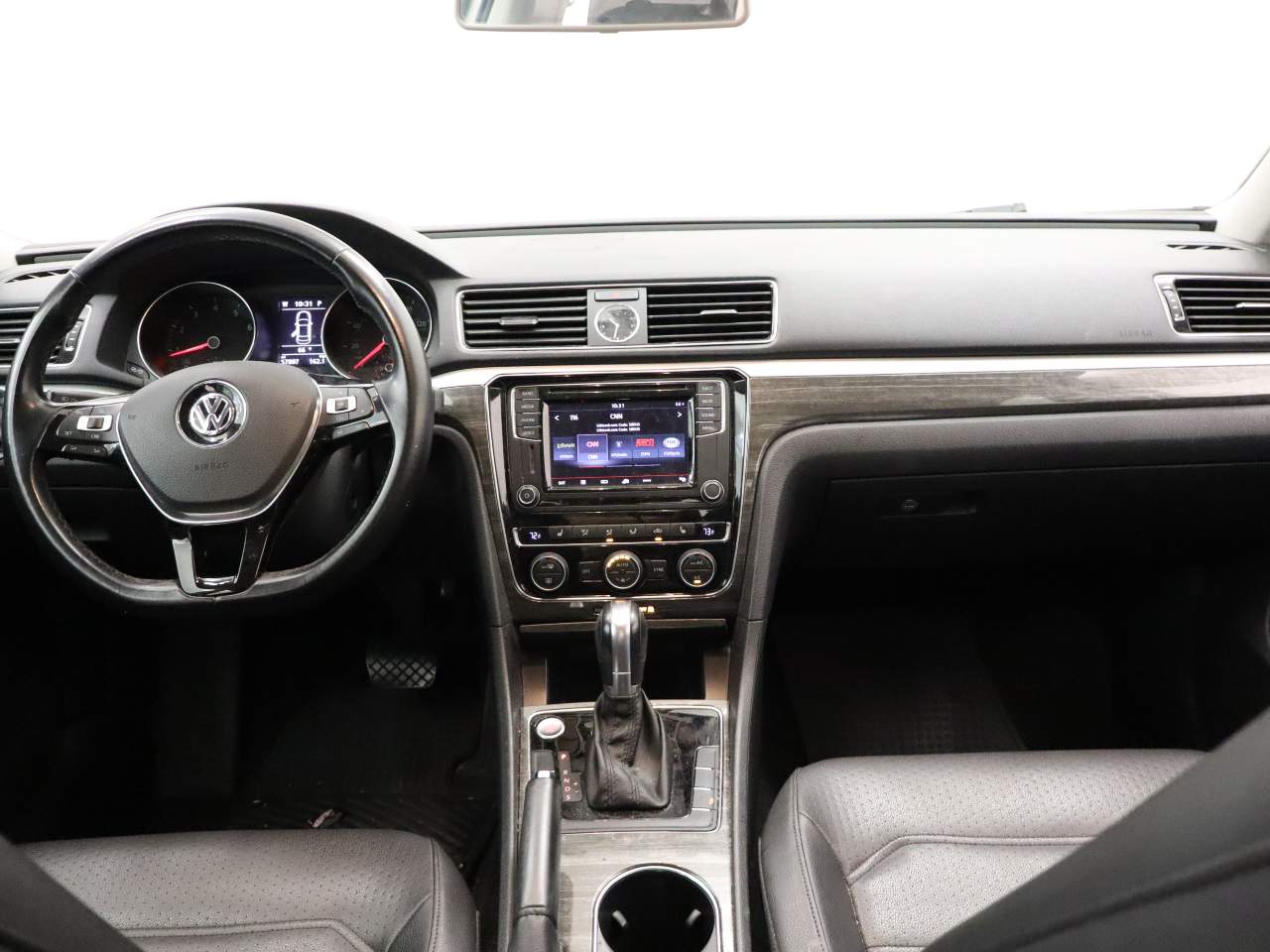 2017 Volkswagen Passat 1.8T SE