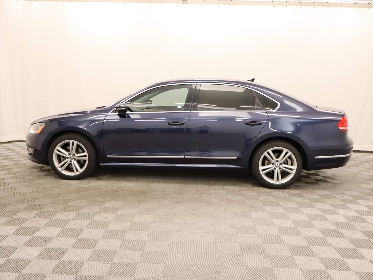 2012 Volkswagen Passat TDI SEL Premium