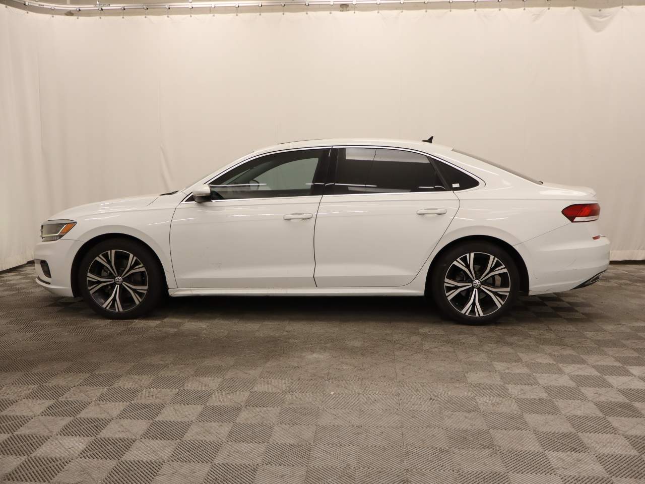 2021 Volkswagen Passat SE