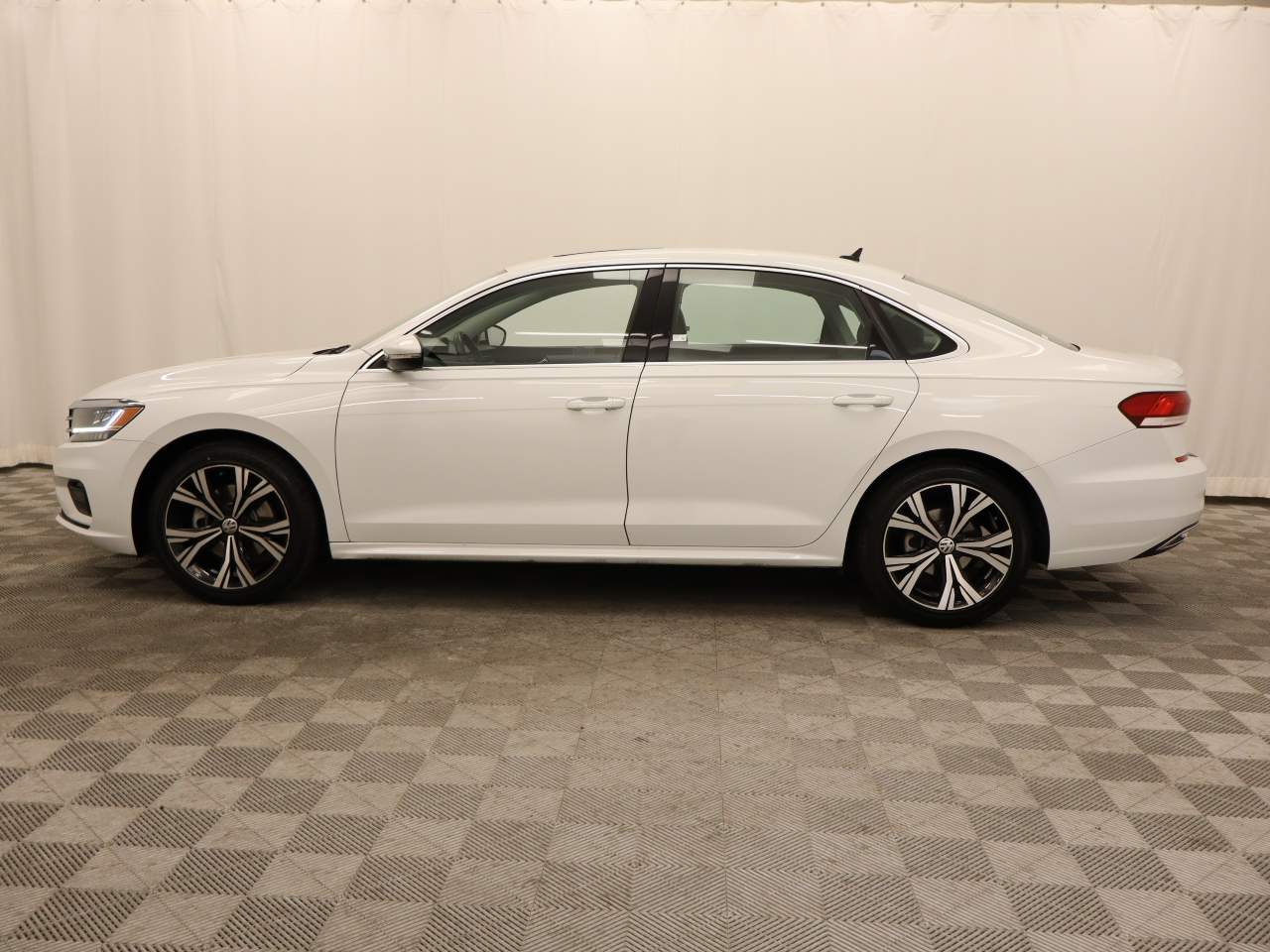 2021 Volkswagen Passat SE