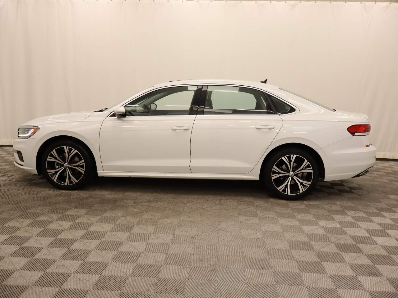 2021 Volkswagen Passat SE