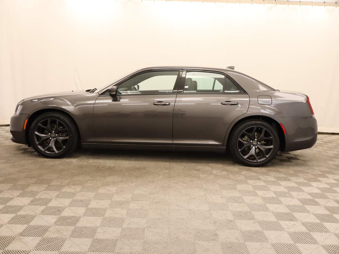 2021 Chrysler 300 S V6