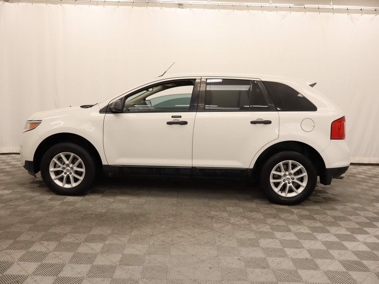 2013 Ford Edge SE