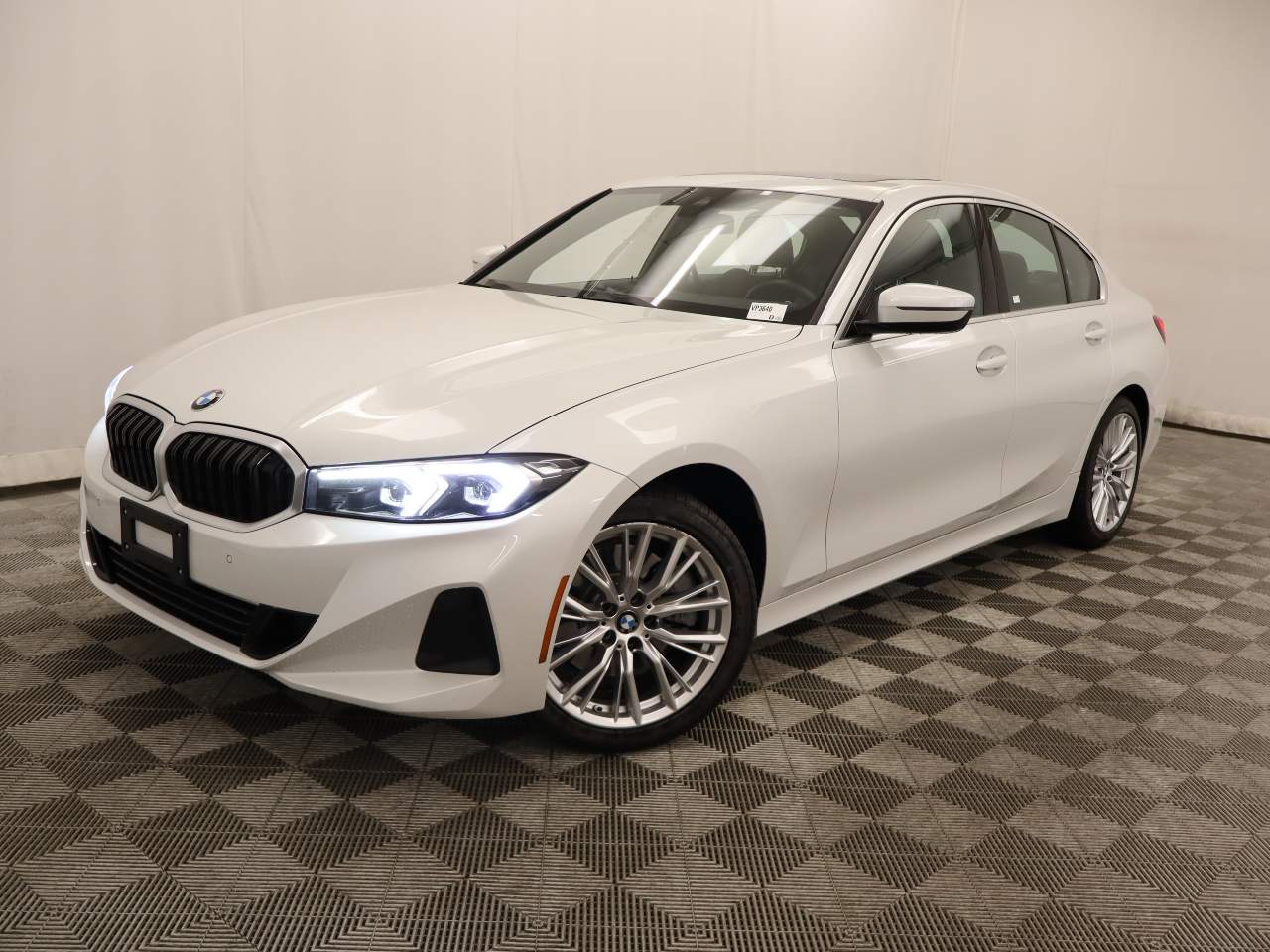 2024 BMW 3-Series 330i