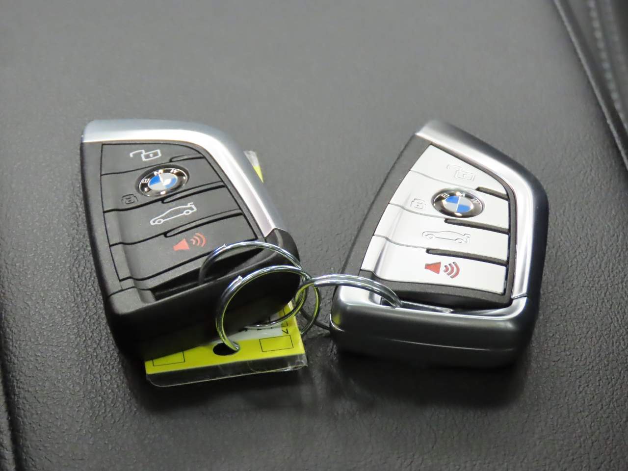 2024 BMW 3-Series 330i