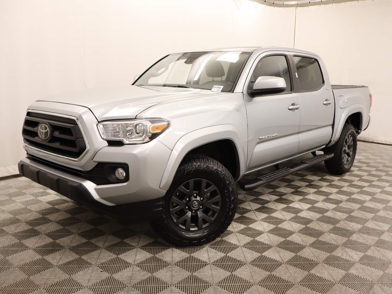 2022 Toyota Tacoma SR5 V6 Crew Cab