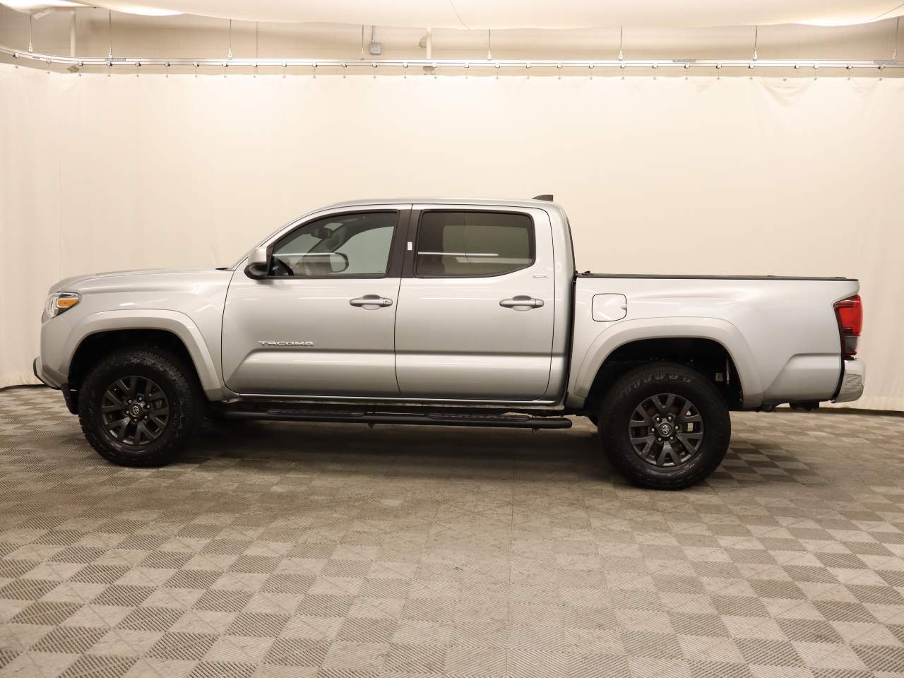 2022 Toyota Tacoma SR5 V6 Crew Cab